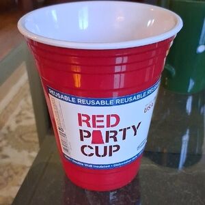 RED PARTY CUP